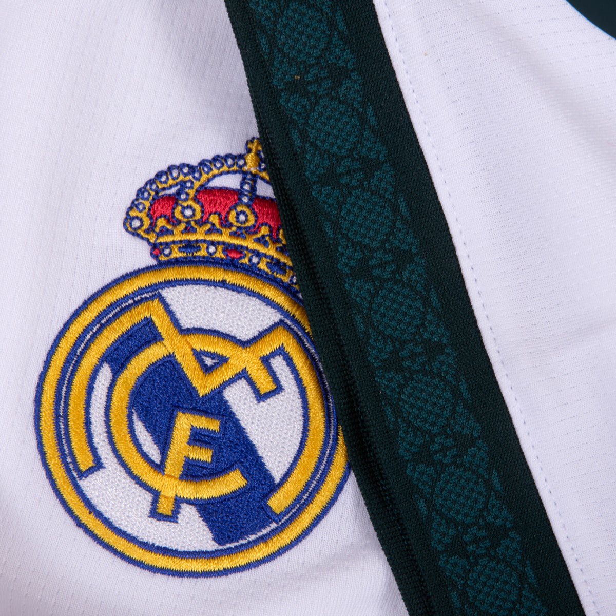 Real Madrid FANBOX (Authentic Version)